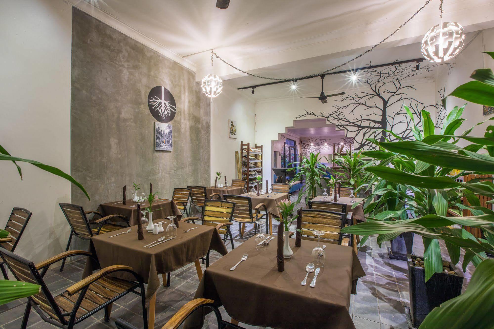 Ashia Hotel & Lounge Сіємреап Екстер'єр фото